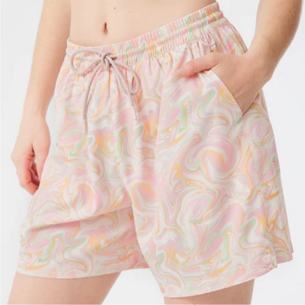 Outdoor Voices SolarCool 5” Shorts in Pink Marble